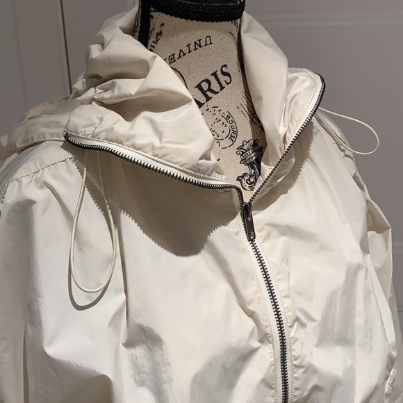 Off white cream light jacket , new no tag - Picture 3 of 4